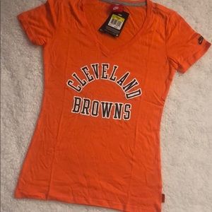 NWT Nike Cleveland Browns V-Neck Tee 🏈
